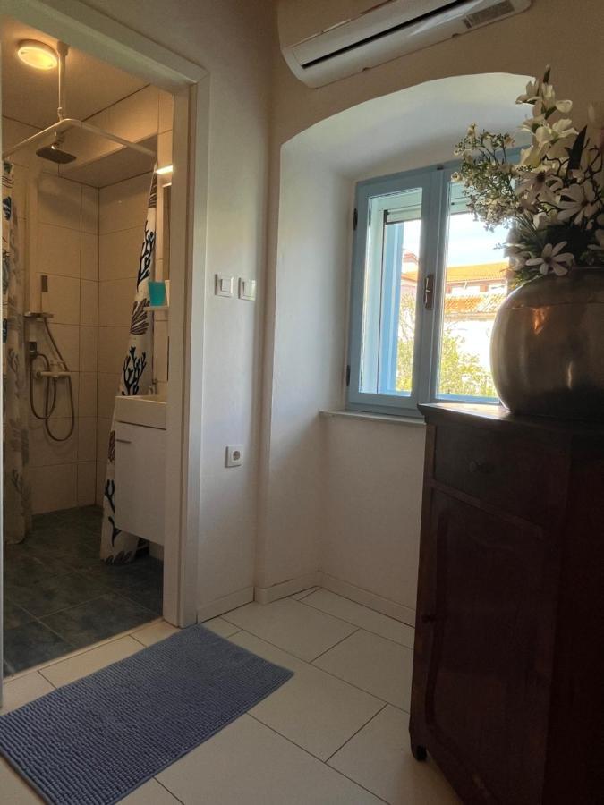 Gemuetliches Apartment In Der Altstadt V. Punat Dış mekan fotoğraf